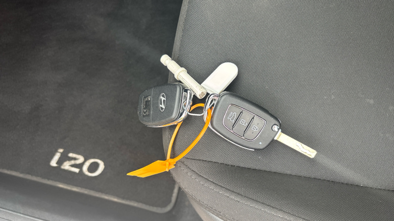 Hyundai i20 1.0T GDi Advance [Nav] 5dr Petrol Hatchback